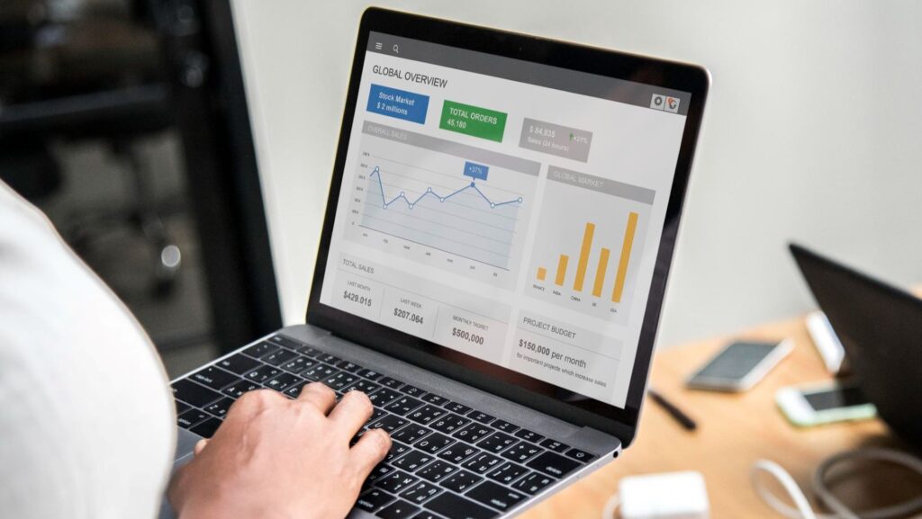 Designing Seamless User Journeys that Transform Traffic into Lifelong Clients