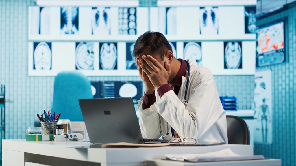 Online Crisis Management and Review Recovery for Private Hospitals in Nairobi